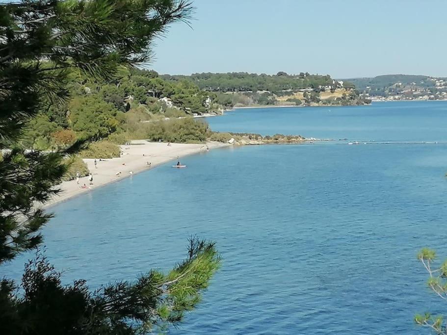 Maison T3 Avec Vue Au Bord De L'Etang Istres Exterior foto
