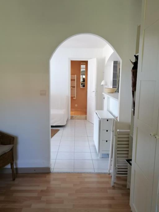 Maison T3 Avec Vue Au Bord De L'Etang Istres Exterior foto